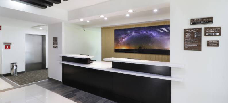 Candlewood Suites Celaya by IHG = 洲际酒店集团烛木套房塞拉亚(Candlewood Suites CELAYA by IHG)图片