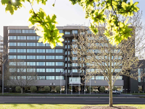 墨尔本艾尔伯特公园铂尔曼酒店