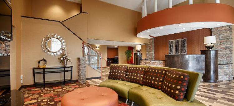 韦恩堡豪华贝斯特韦斯特酒店(Best Western Luxbury Inn Fort Wayne)图片