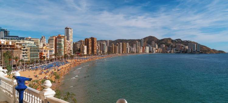 马尔中心酒店(Limehome Benidorm Calle Mayor)图片