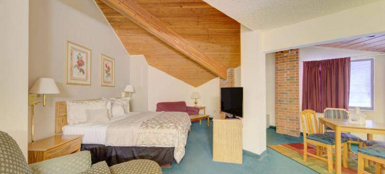 Capital O Amerihost Inn and Suites 梅西科54号高速公路(Capital O Amerihost Inn and Suites Mexico Hwy 54 MO)图片