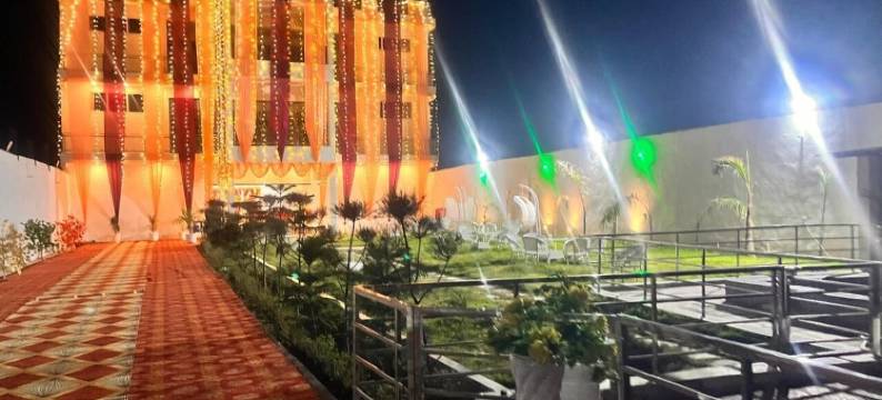 金色珍珠宫殿(The Golden Nacre Palace)图片