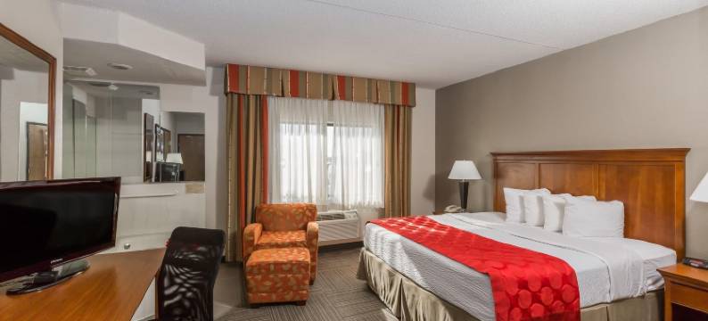 普拉特城KCI机场温德姆华美达酒店(Ramada by Wyndham Platte City KCI Airport)图片