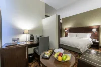 Babylon Rotana Hotel - 5 Sao