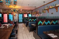 Prospector Hotel & Gambling Hall - 宠物友好