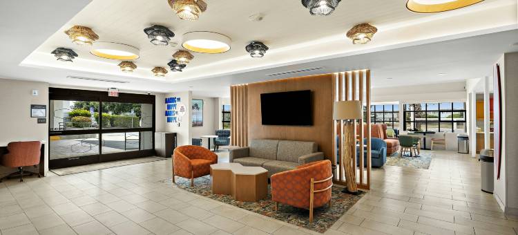 圣西蒙-坎布里亚希尔顿欢朋酒店(Hampton Inn by Hilton San Simeon Cambria)图片