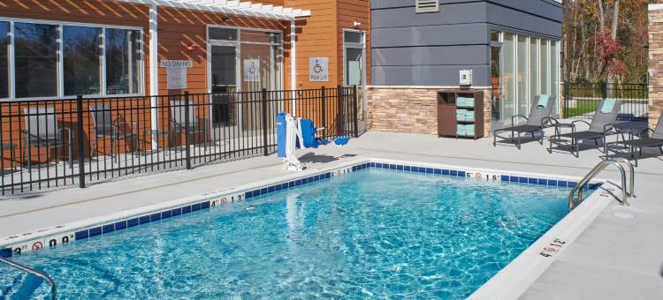 路易斯维尔杰弗逊维尔万枫酒店及套房(Fairfield Inn & Suites Louisville Jeffersonville)图片