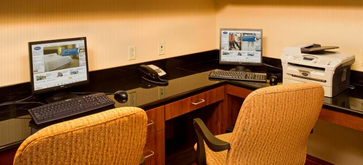 匹兹堡-梅多兰兹希尔顿欢朋酒店(Hampton Inn & Suites Pittsburgh-Meadow Lands)图片