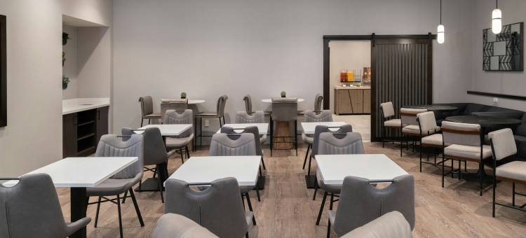 弗雷明汉唐普雷斯套房酒店(TownePlace Suites Framingham)图片