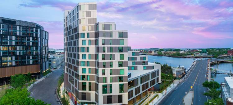 波士顿海港区欢朋酒店(Hampton Inn by Hilton Boston Seaport District)图片