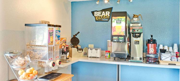 Travelodge Suites by Wyndham MacClenny/I-10图片