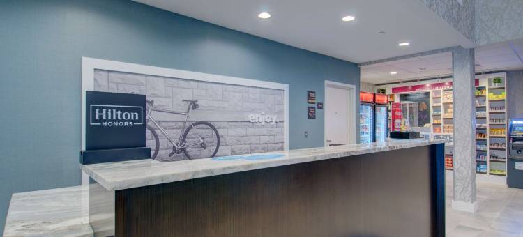 波士顿斯托顿欢朋套房酒店(Hampton Inn & Suites Boston/Stoughton)图片