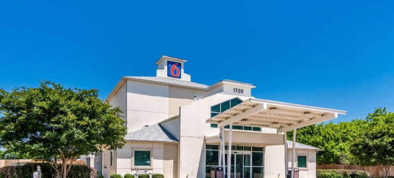 德克萨斯克利本 6 号汽车旅馆(Motel 6 Cleburne, TX)图片