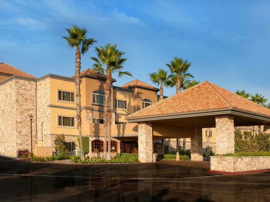 钻石吧艾尔斯酒店