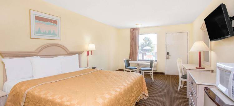 沃卡莫斯帕坦堡戴斯酒店(Days Inn by Wyndham Spartanburg Waccamaw)图片