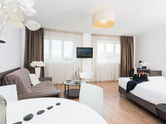 Ténéo Apparthotel Talence - Arthena