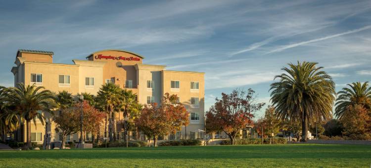 萨斯城河岸欢朋套房酒店(Hampton Inn & Suites Suisun City Waterfront)图片
