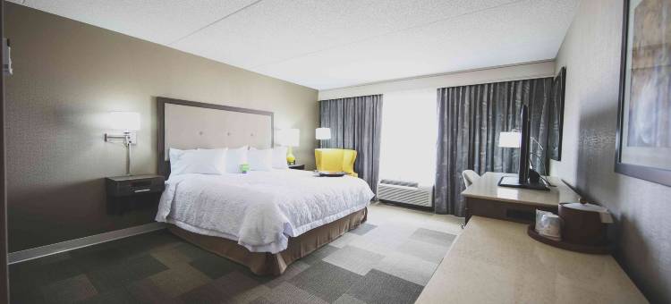 希尔顿欢朋酒店及套房博尔顿(Hampton Inn & Suites by Hilton Bolton)图片