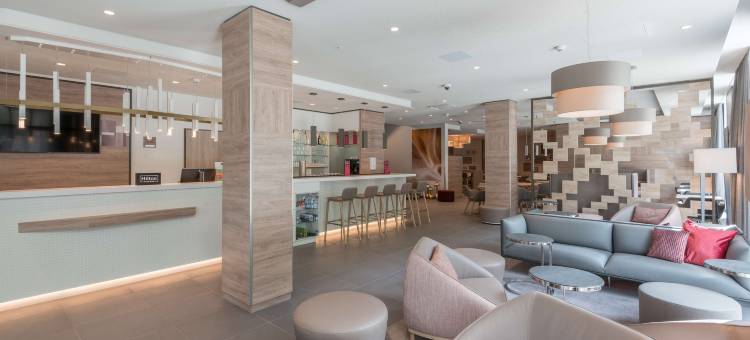 法兰克福市中心东希尔顿欢朋酒店(Hampton by Hilton Frankfurt City Centre East)图片