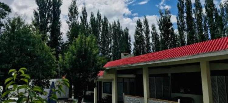 位于托克朗加的2卧室公寓-800平方米|带1个独立浴室(Hotel Travellodge Skardu)图片