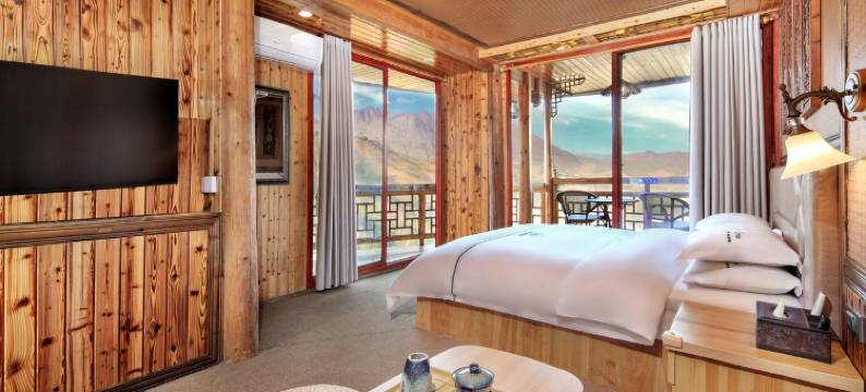 朴宿并不朴素客栈(和大线1号分店)图片