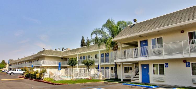 加利福尼亚萨克拉门托 - 南萨克拉门托及麋鹿林 6 号汽车旅馆(Motel 6 Sacramento, CA – South Sacramento & Elk Grove)图片