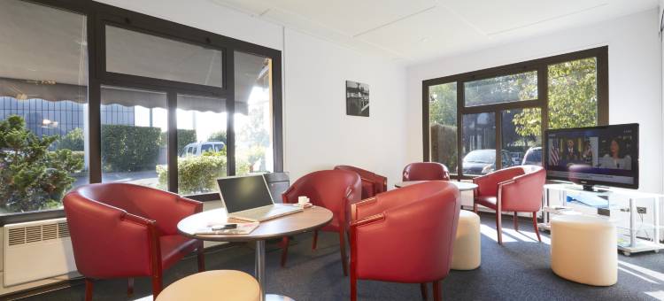 布卢瓦北基里亚德酒店(Kyriad Blois Nord)图片