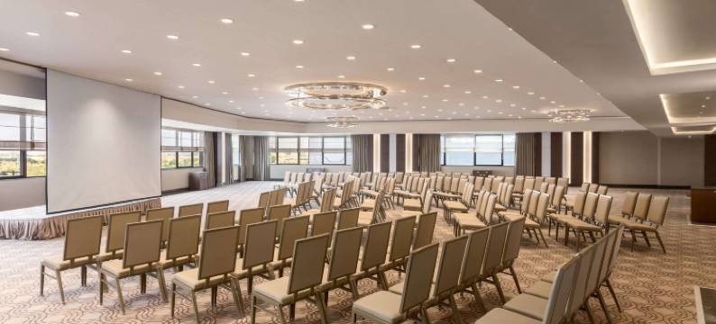 特克斯迪尔肯特华美达广场大酒店(Ramada Plaza by Wyndham Istanbul Tekstilkent)图片