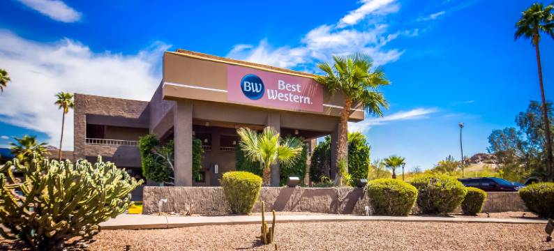 凤凰城贝斯特韦斯特InnSuites酒店及套房(Best Western InnSuites Phoenix Hotel  Suites)图片