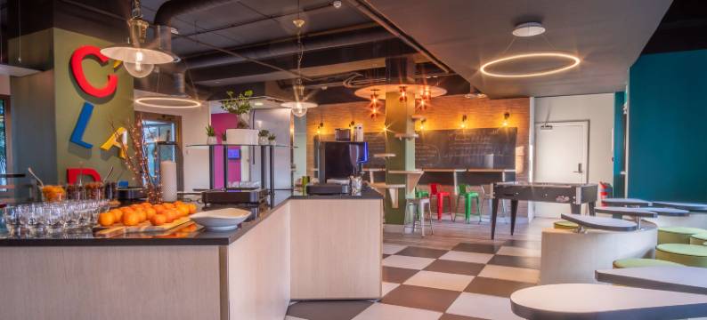 里昂东圣普列斯特欧洲博览吉利亚德尊贵(Kyriad Prestige Lyon Est - Saint Priest Eurexpo Hotel and Spa)图片