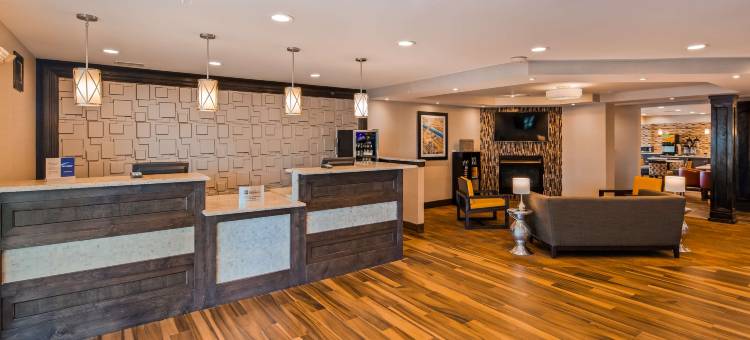 乔利埃特北贝斯特韦斯特优质酒店(Best Western Plus North Joliet)图片