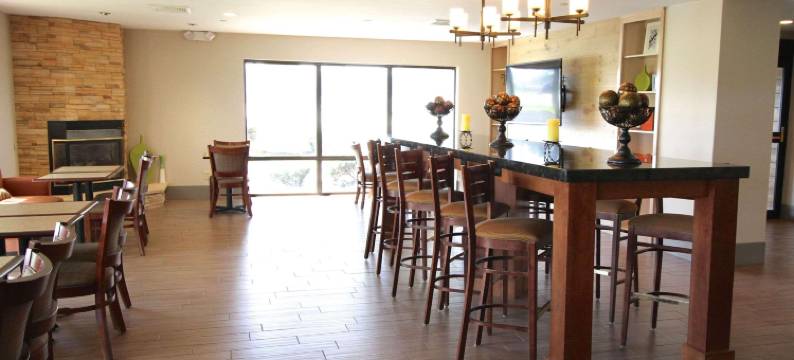 俄亥俄南桑达斯基卡尔森乡村旅馆(Country Inn & Suites by Radisson, Sandusky South, OH)图片