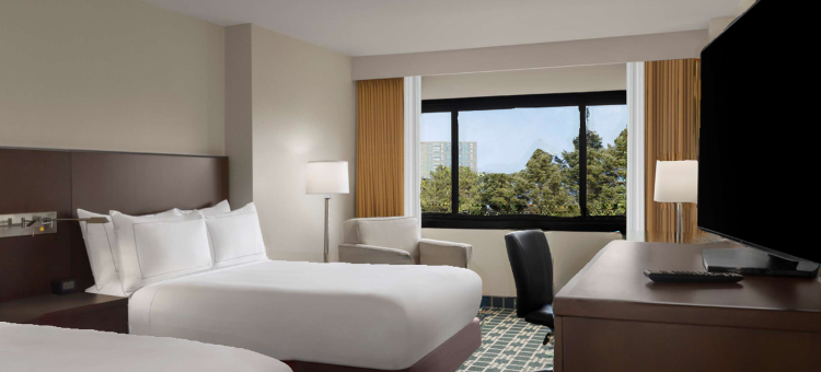 利堡/乔治·华盛顿大桥希尔顿逸林酒店(DoubleTree by Hilton Fort Lee/George Washington Bridge)图片