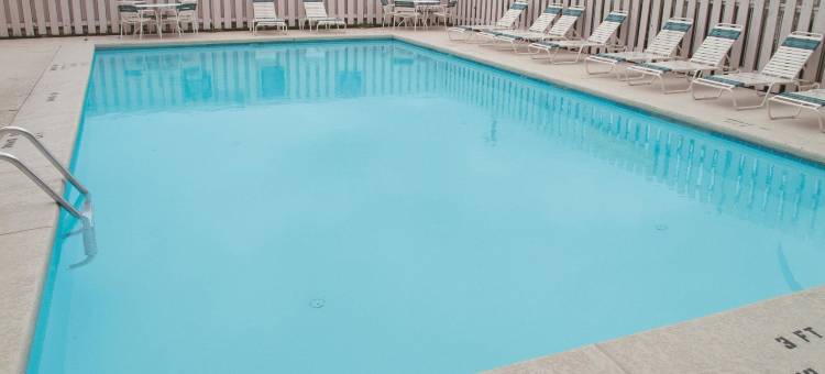 哥伦布机场区拉昆塔温德姆酒店(La Quinta Inn by Wyndham Columbus Airport Area)图片