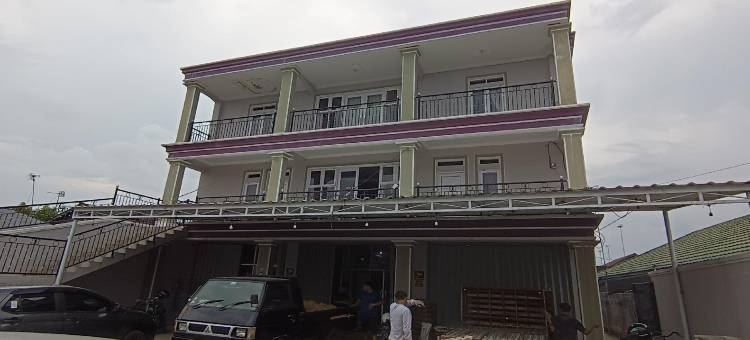 O酒店哈吉文文旅馆靠近亚尼医疗中心(Hotel O Wisma Haji BunbunNearYani Heahlerr)图片