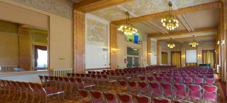 瓦雷泽皇宫大酒店(Palace Grand Hotel Varese)图片