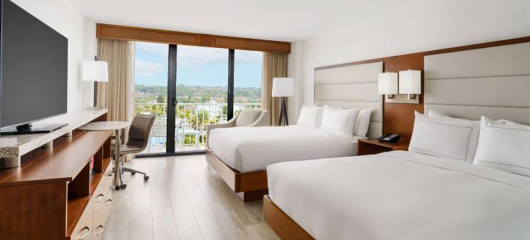 坦帕湾 - 北雷廷顿海滩希尔顿逸林海滩度假酒店(DoubleTree Beach Resort by Hilton Hotel Tampa Bay - North Redington Beach)图片