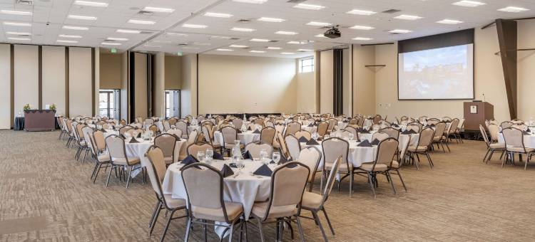 巨石瀑布贝斯特韦斯特精品酒店(Best Western Premier Boulder Falls Inn)图片