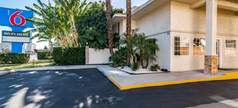 阿纳海姆6号汽车旅馆(Motel 6 Anaheim, CA)图片