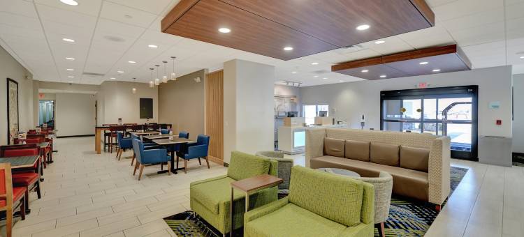 智选假日套房酒店比阿特丽斯(Holiday Inn Express & Suites Beatrice)图片