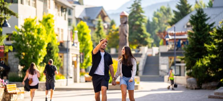 惠斯勒乡村旅馆和套房(Whistler Village Inn & Suites)图片