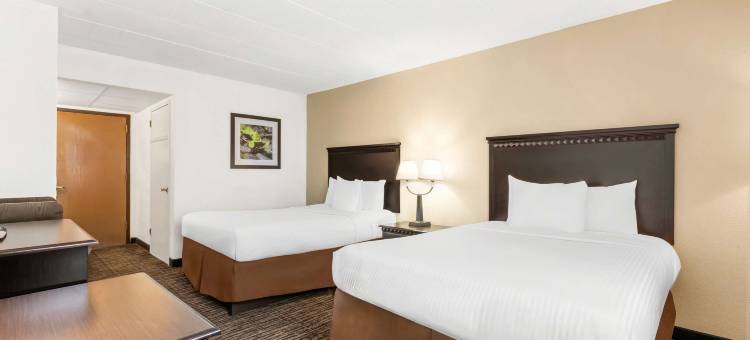 黑泽尔特贝斯特韦斯特酒店(Best Western Hazlet Inn)图片