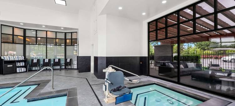 Best Western Premier Plaza Hotel and Conference Center图片