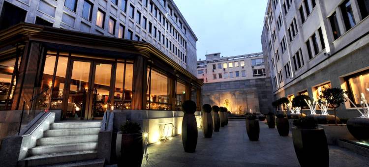阿莱格罗塔利亚金色宫殿酒店(Hilton Turin Centre)图片