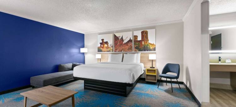 史密斯堡温德姆戴斯酒店(Days Inn by Wyndham Fort Smith)图片