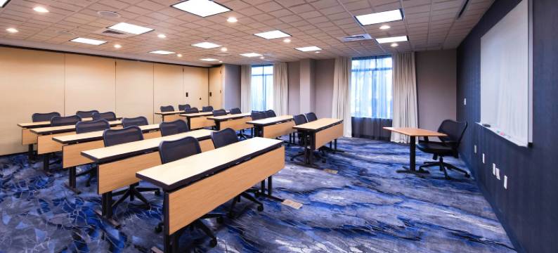 弗多斯塔万枫酒店及套房(Fairfield Inn & Suites Valdosta)图片