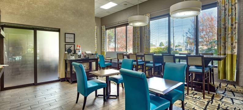 希尔顿欢朋酒店-诺福克海军基地(Hampton Inn Norfolk-Naval Base)图片