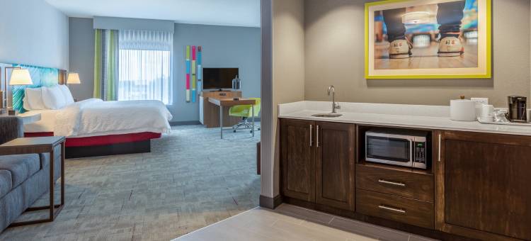 伯灵顿欢朋套房酒店(Hampton Inn & Suites Burlington)图片