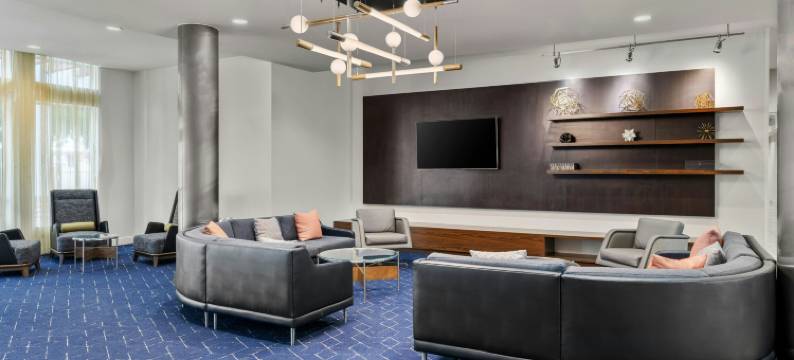 埃文斯维尔东方万怡酒店(Courtyard Evansville East)图片