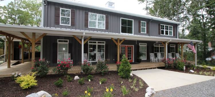 “Your Big Lake House” - Large Lakefront Home w Private Pool & Hot Tub-Sleeps 40!图片